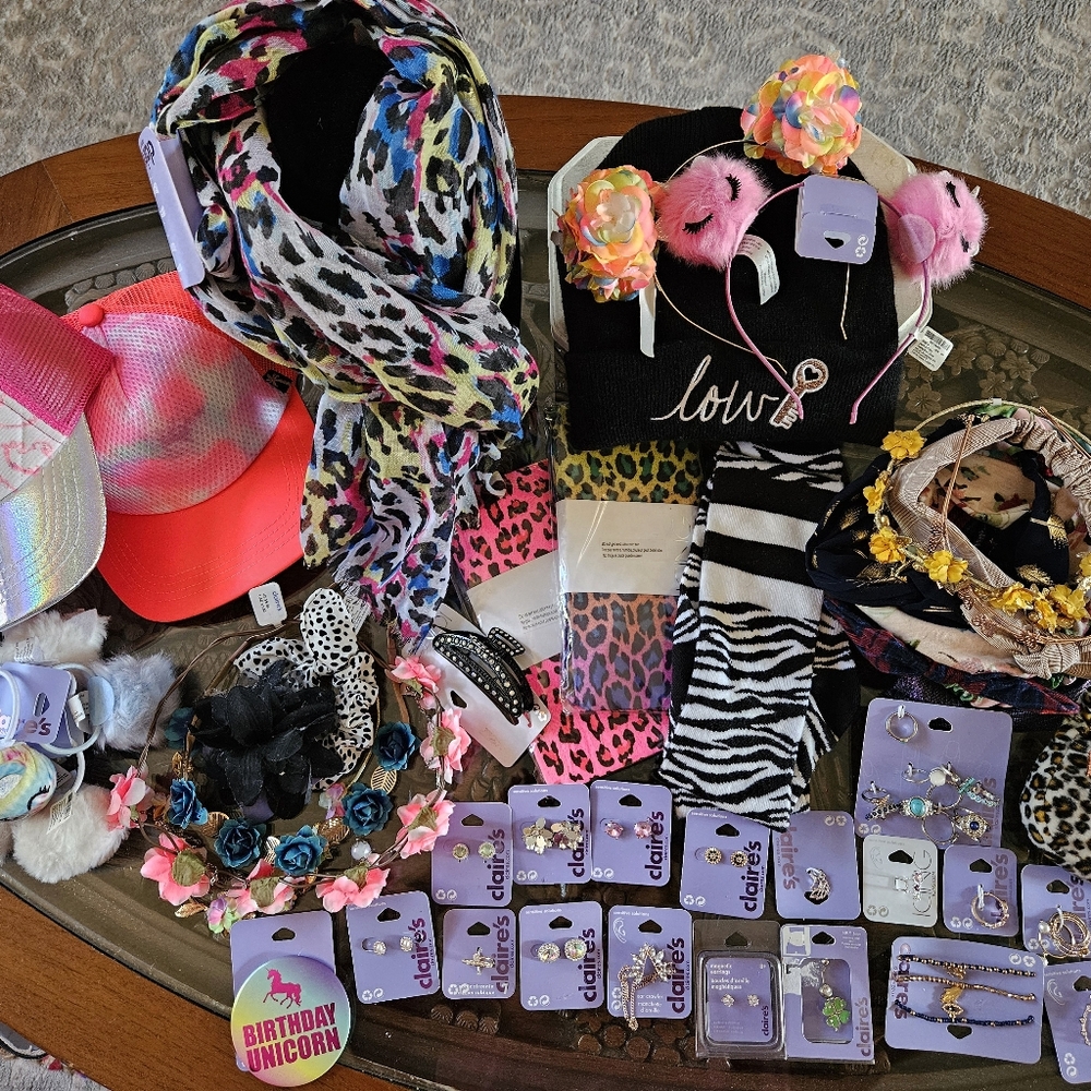 Claires Jewelry Hats Head Bands & Accessories NWT Lot of #46 Retails Approx $400
